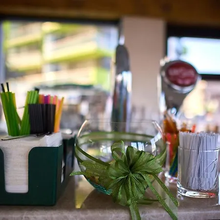 Апартаменты Aquamarin 2bd N Pools