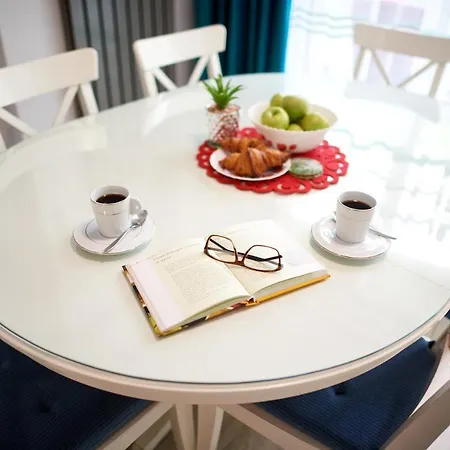 Апартаменты Aquamarin 2bd N Pools