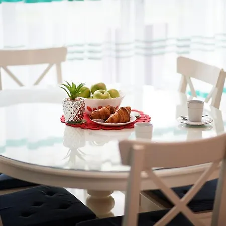 Aquamarin 2bd N Pools Апартаменты