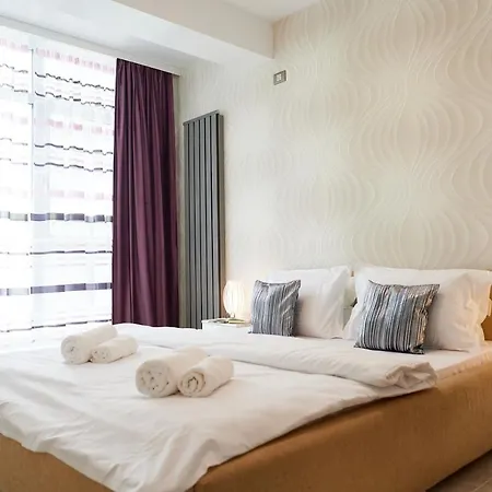 Апартаменты Aquamarin 2bd N Pools