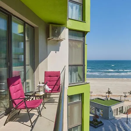 Апартаменты Aquamarin 2bd N Pools *