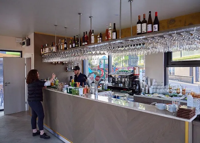 アパート Aquamarin 2bd N Pools *