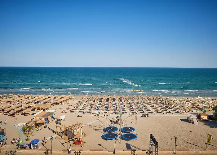 Aquamarin 2bd N Pools