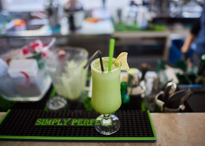 Aquamarin 2bd N Pools * ナボダリ