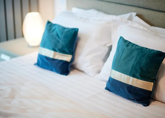 アパート Aquamarin 2bd N Pools *