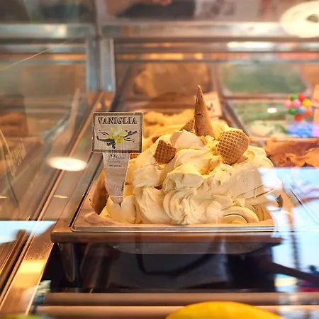 Appartamento Aquamarin 2bd N Pools Năvodari