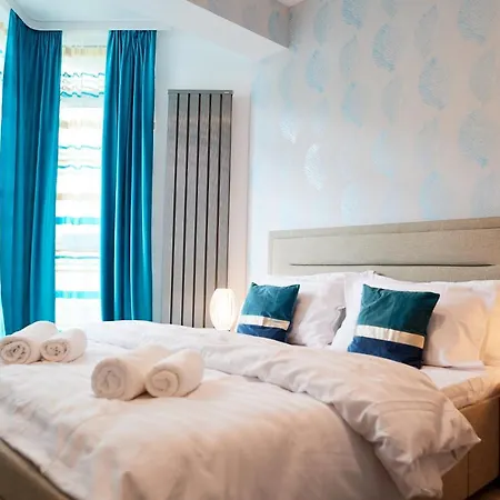 Apartment Aquamarin 2bd N Pools *