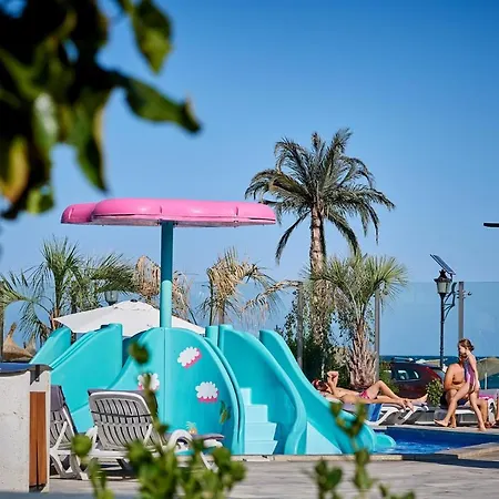 Aquamarin 2bd N Pools Navodari