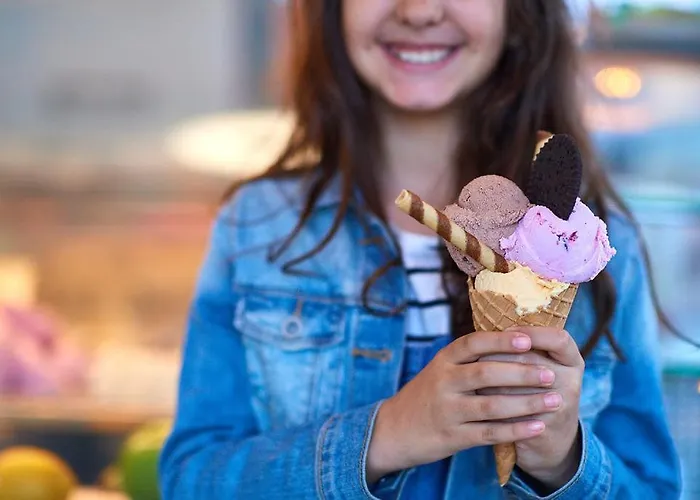 Aquamarin 2bd N Pools 아파트