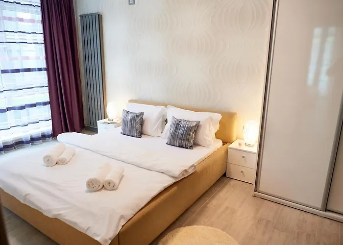 아파트 Aquamarin 2bd N Pools Năvodari