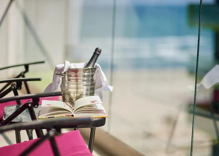 아파트 Aquamarin 2bd N Pools