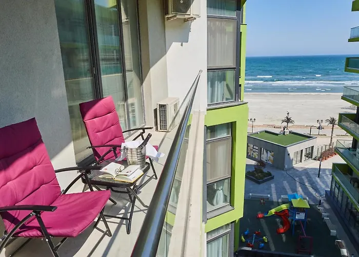 아파트 Aquamarin 2bd N Pools